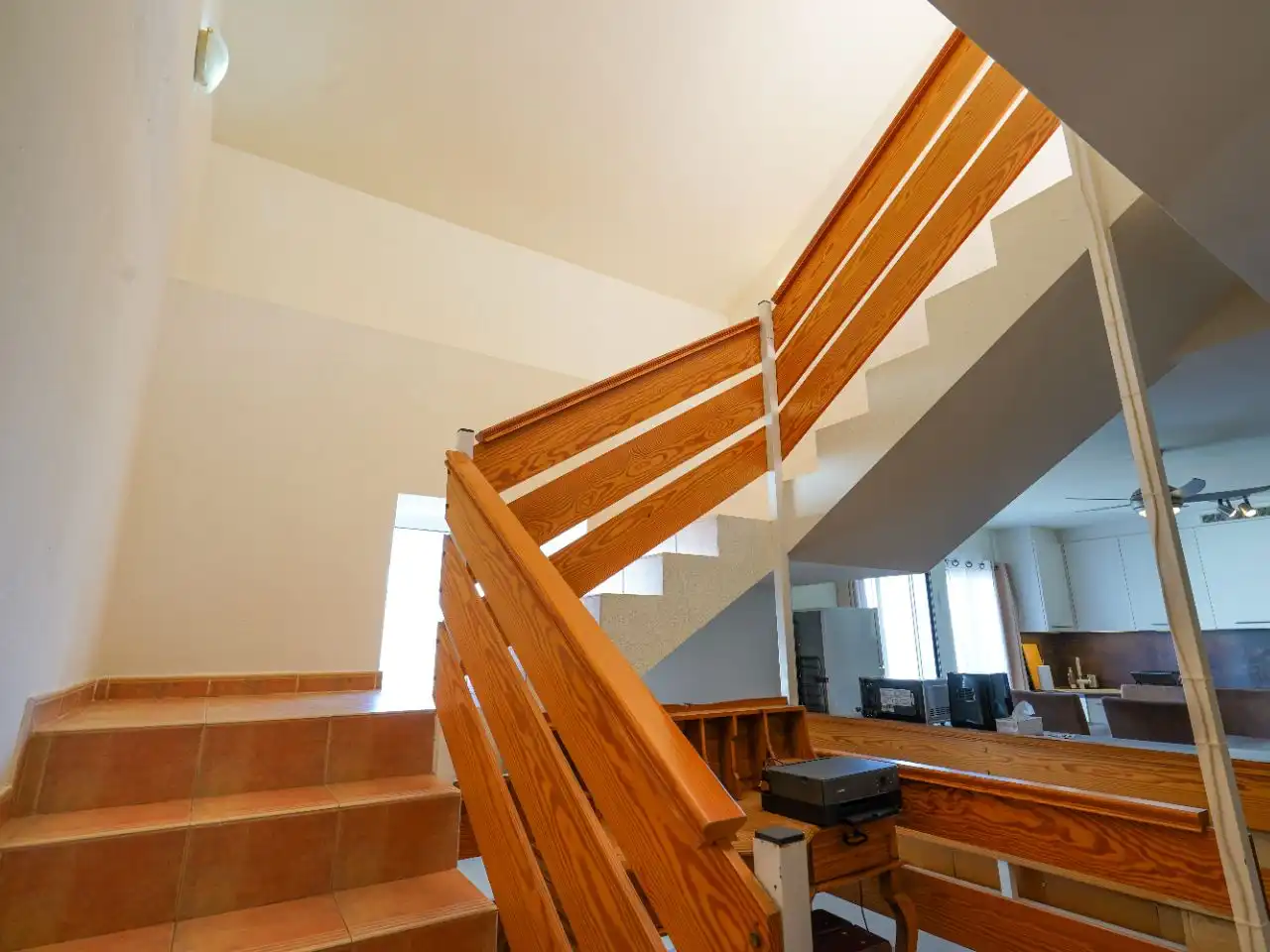 Wohnung zum Verkauf in Guía de Isora mit Terrasse, Abstellraum und Möbliert