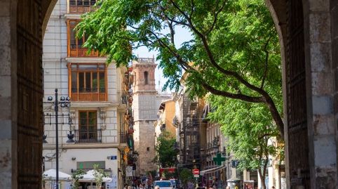 Piso de alquiler en Carrer del Comte de Trénor, 9, La Seu, Valencia Capital - imagen 2 Foto 2 de Piso de alquiler en Carrer del Comte de Trénor, 9, La Seu, Valencia Capital