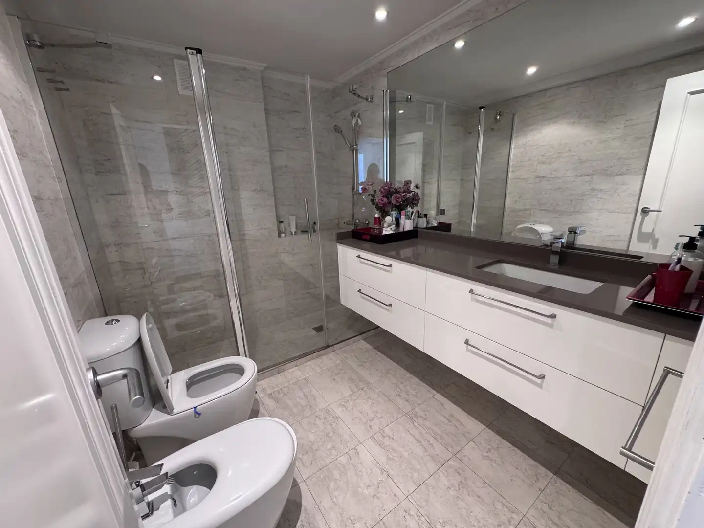 Baño de Piso en venta en Getxo  con Calefacción, Trastero y Videoportero