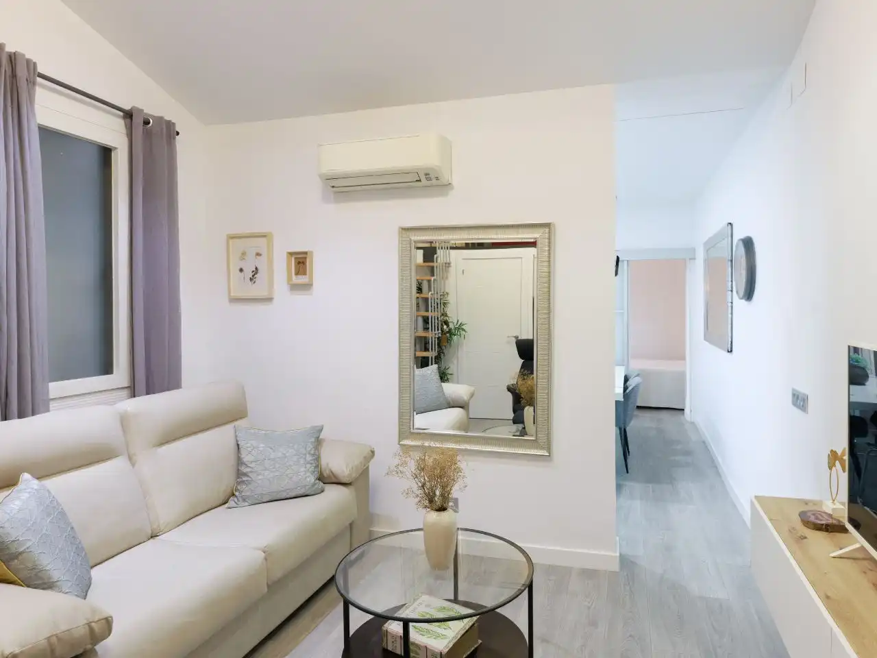Flat for sale in Carrer del Torrent de L'olla, 42, Vila de Gràcia Living room of Flat for sale in Barcelona Capital with Air Conditioner