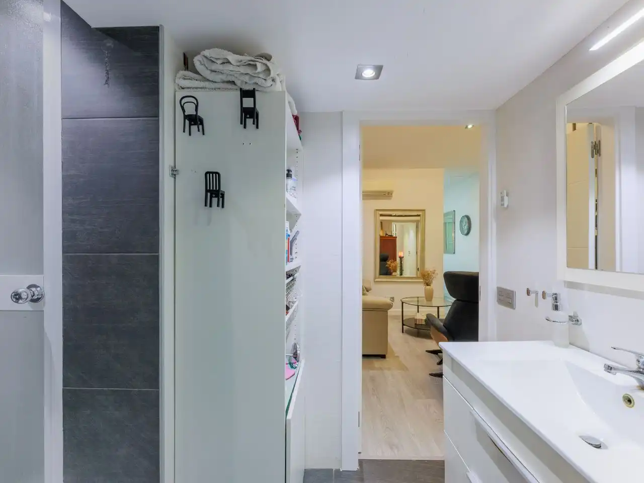 Flat for sale in Carrer del Torrent de L'olla, 42, Vila de Gràcia Flat for sale in Barcelona Capital with Air Conditioner