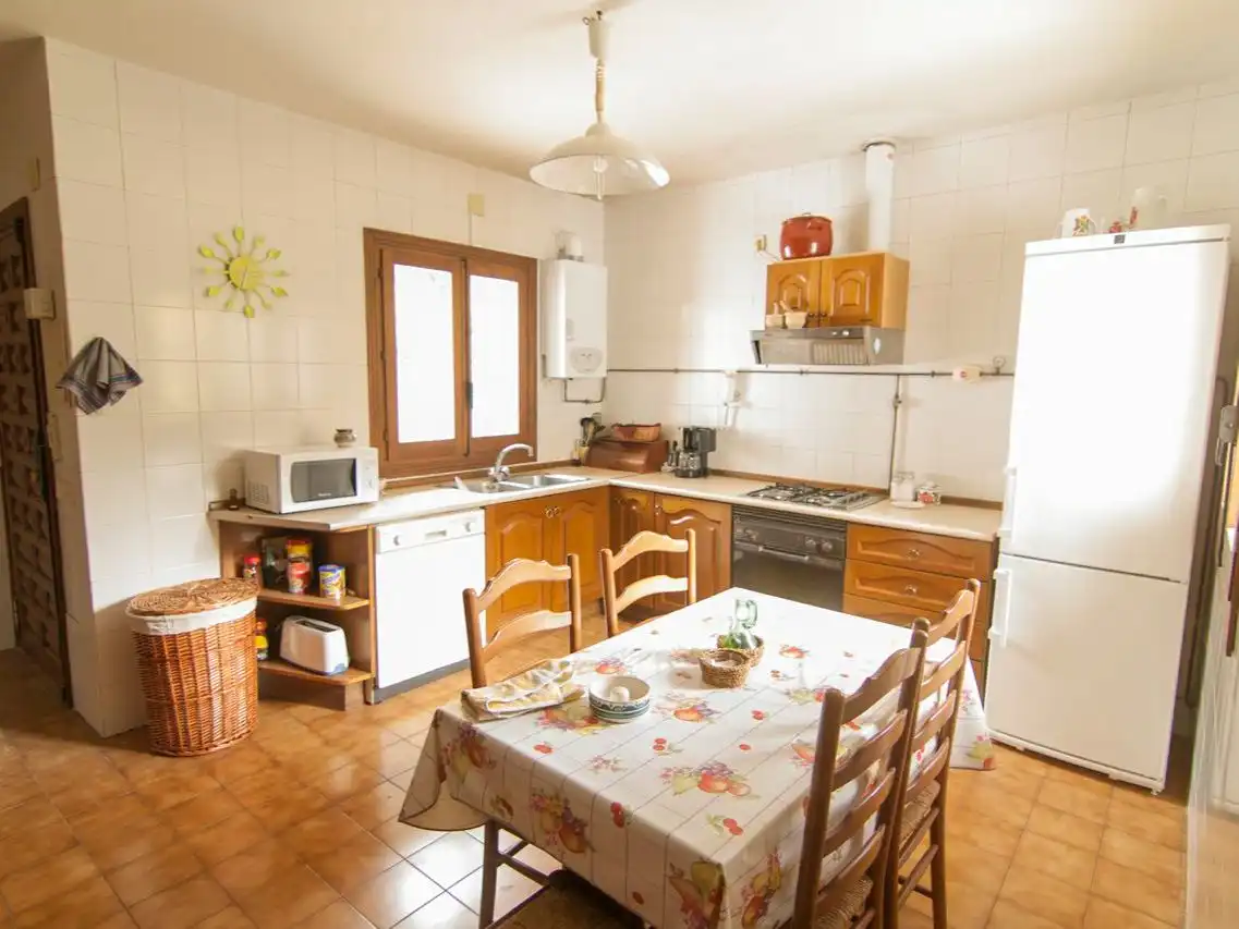 Flat for sale in Navalquejigo - Los Arroyos Kitchen of Flat for sale in El Escorial with Private garden, Terrace and Storage room
