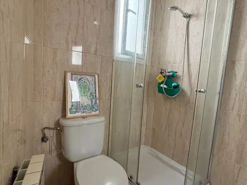 Flat for sale in Calle Manuel Aleixandre, 2, Legazpi Bathroom of Flat for sale in Madrid with Heating, Parquet flooring and Furnished