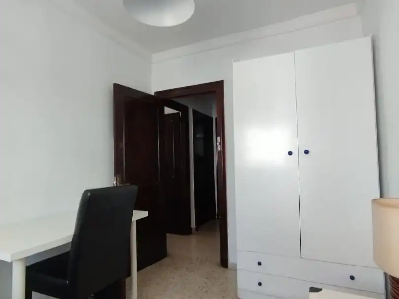 Habitación de Piso de alquiler en Jerez de la Frontera con Amueblado y Balcón