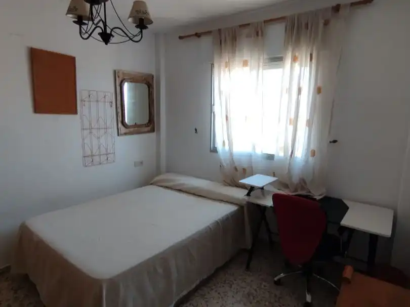 Habitació a Paseo de las Delicias, 3, El Retiro - La Vid Habitació a Paseo de las Delicias, 3, El Retiro - La Vid