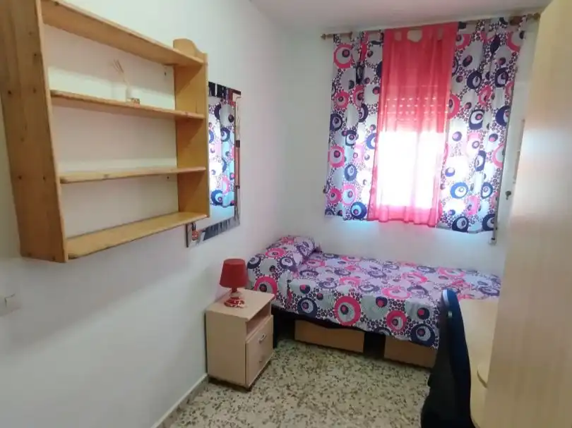 Habitació a Paseo de las Delicias, 3, El Retiro - La Vid Habitació a Paseo de las Delicias, 3, El Retiro - La Vid