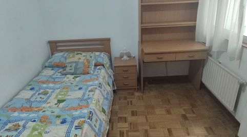 Foto 4 de Piso de alquiler en Rúa Pérez Porto, 3, Os Mallos, A Coruña Capital