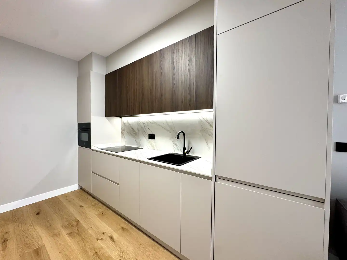 Piso en venta en Gregorio de la Revilla Zumarkalea, 18, Zona Indautxu Cocina de Piso en venta en Bilbao con Terraza