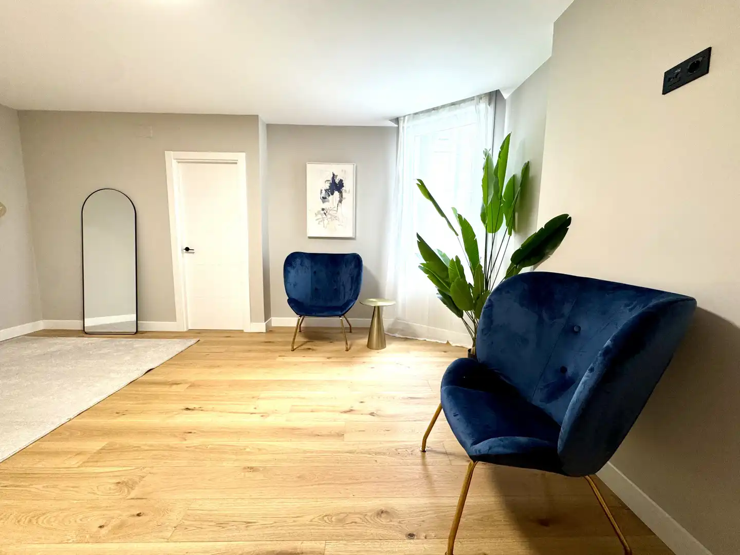 Piso en venta en Gregorio de la Revilla Zumarkalea, 18, Zona Indautxu Sala de estar de Piso en venta en Bilbao con Terraza