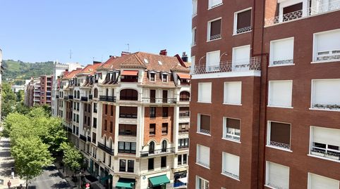 Piso en venta en Gregorio de la Revilla Zumarkalea, 18, Zona Indautxu, Bilbao - imagen 2 Foto 2 de Piso en venta en Gregorio de la Revilla Zumarkalea, 18, Zona Indautxu, Bilbao