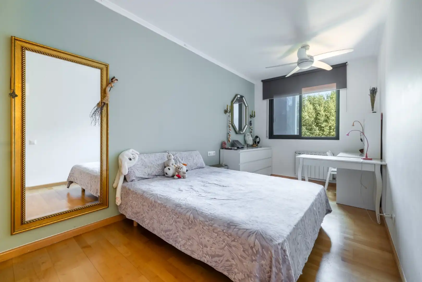 Piso en venta en Rambla del Celler, 56, Torreblanca Habitación de Piso en venta en Sant Cugat del Vallès con Terraza, Piscina y Balcón