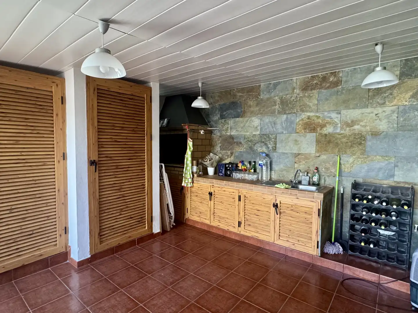 Cocina de Casa adosada para compartir en San Cristóbal de la Laguna con Jardín privado, Parquet y Terraza