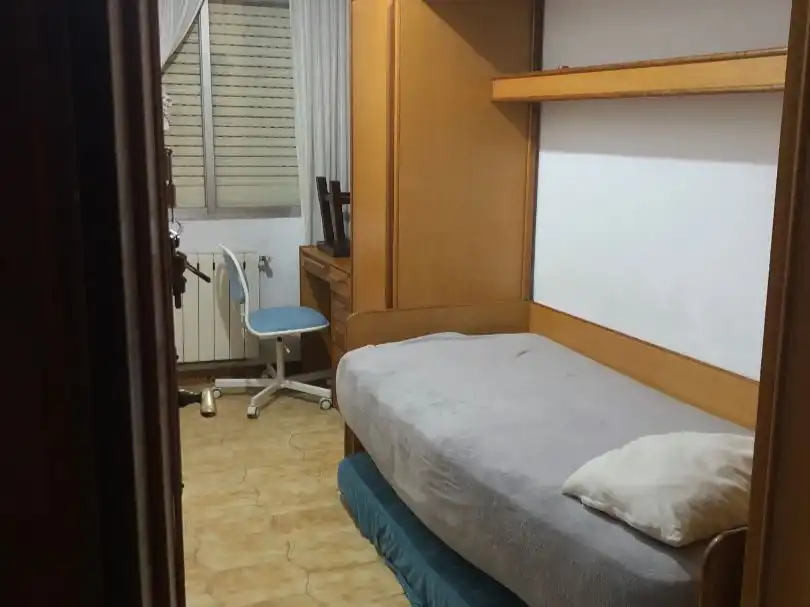 Pis en venda a Avenida de Pablo Neruda, 34, Portazgo Dormitori de Pis en venda en Madrid amb Calefacció, Terrassa i Moblat