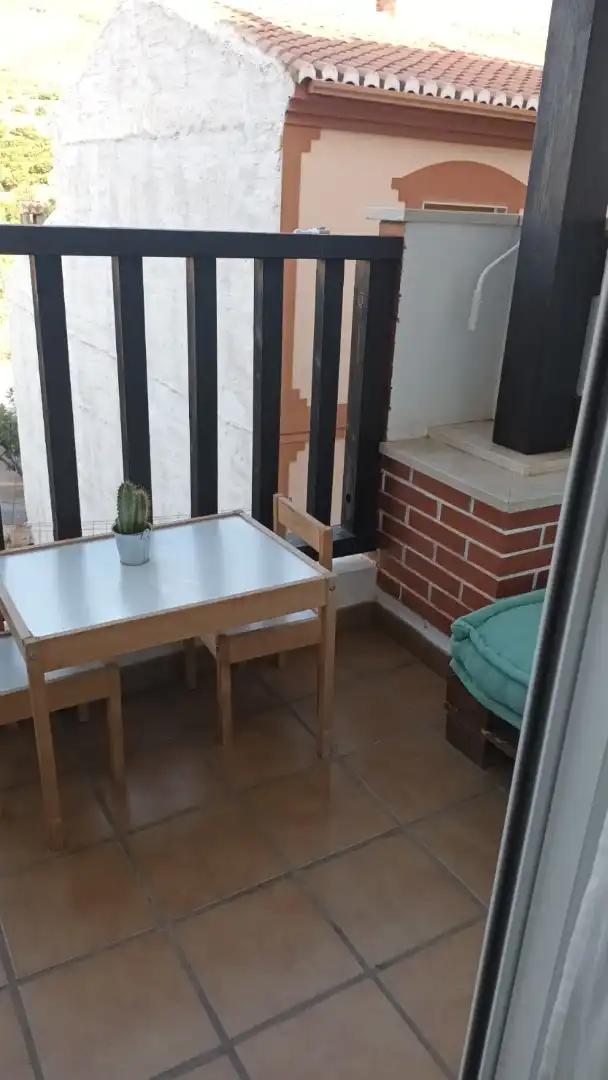 Piso en venta en Calle Los Montes, 7, Ítrabo Terraza de Piso en venta en Ítrabo con Calefacción, Parquet y Terraza