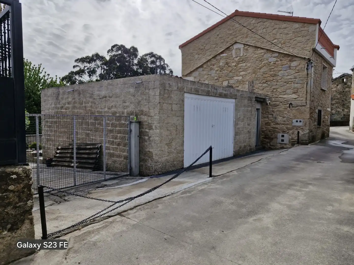 Casa o xalet en venda a Carretera Muros, 32, Outes Aparcament de Casa o xalet en venda en Outes amb Calefacció, Jardí privat i Terrassa