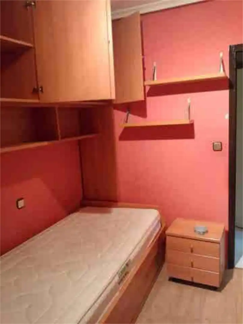 Habitación de Piso en venta en Mieres (Asturias) con Trastero