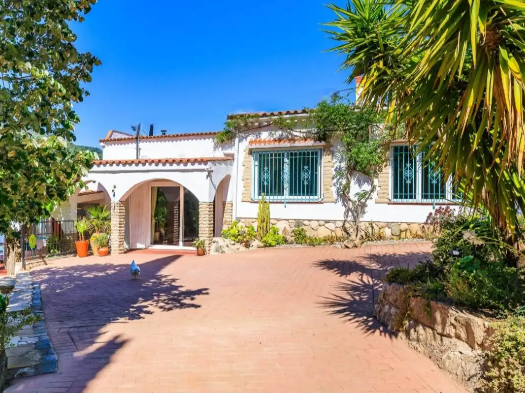 Country house zum Verkauf in Partida Aubagues, 34, L'Albiol Außenansicht von Country house zum Verkauf in L'Albiol mit Heizung, Privatgarten und Terrasse