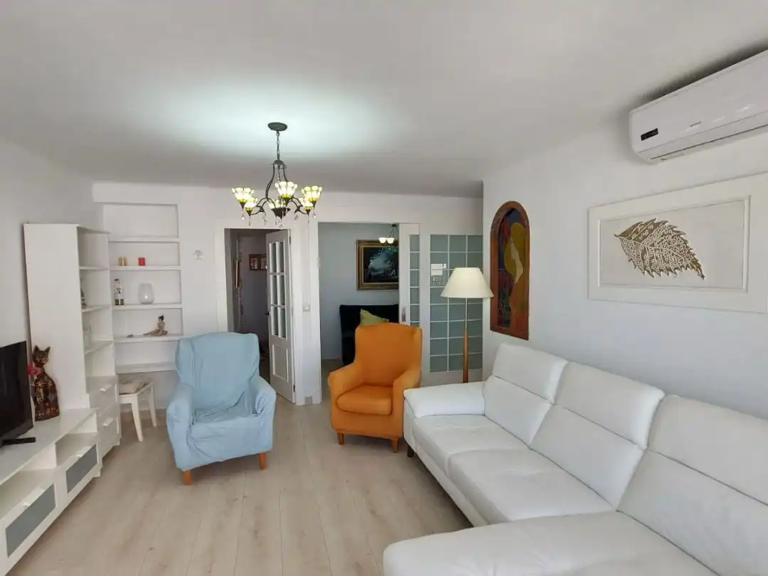 Sala de estar de Piso de alquiler en Almería con Aire acondicionado, Parquet y Amueblado