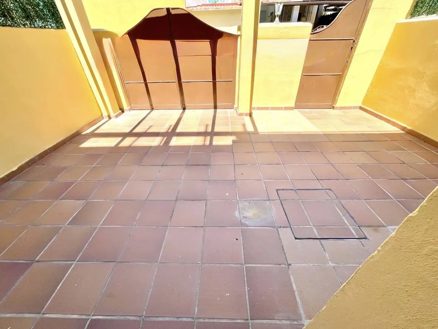 Casa adosada en venda a Misioneras Concepcionistas, 1, La Reconquista - El Rosario Terrassa de Casa adosada en venda en Algeciras amb Aire condicionat, Calefacció i Jardí privat