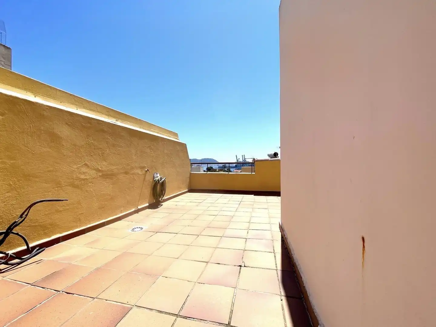 Casa adosada en venda a Misioneras Concepcionistas, 1, La Reconquista - El Rosario Terrassa de Casa adosada en venda en Algeciras amb Aire condicionat, Calefacció i Jardí privat