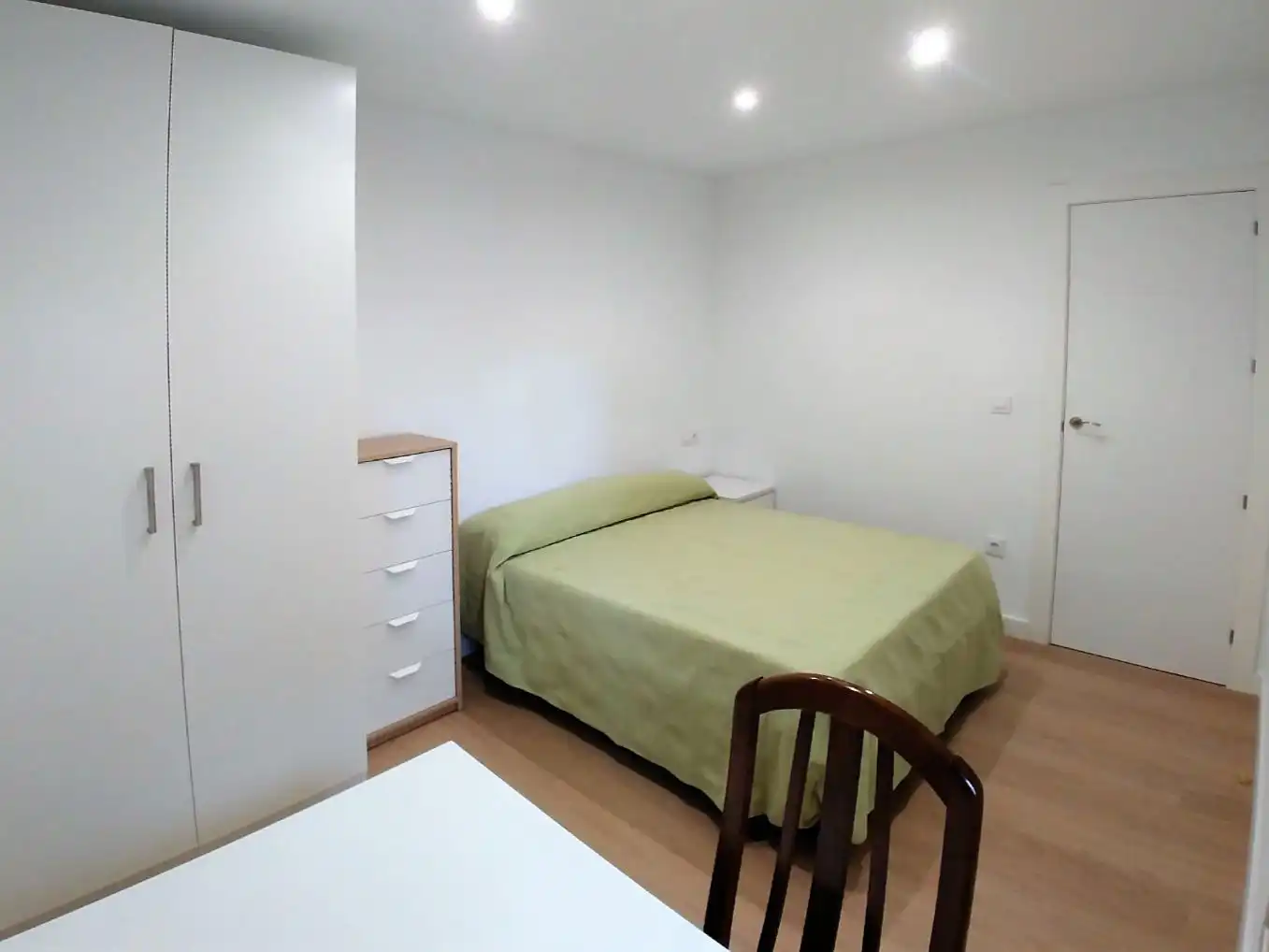 Flat for rent in Calle Edison, 25, San Bernardo Bedroom of Flat for rent in Salamanca with Heating, Parquet flooring and Terrace