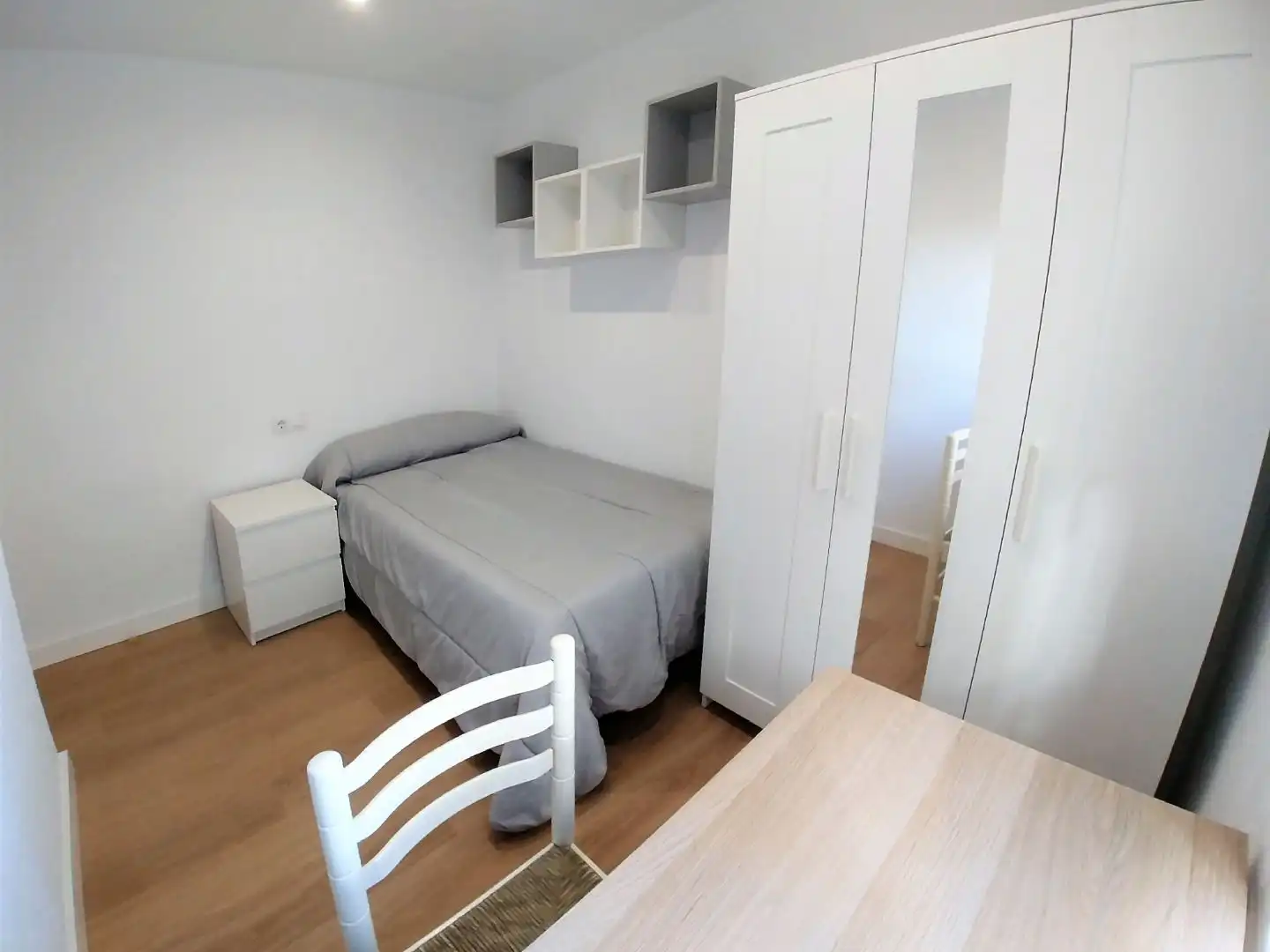 Flat for rent in Calle Edison, 25, San Bernardo Bedroom of Flat for rent in Salamanca with Heating, Parquet flooring and Terrace