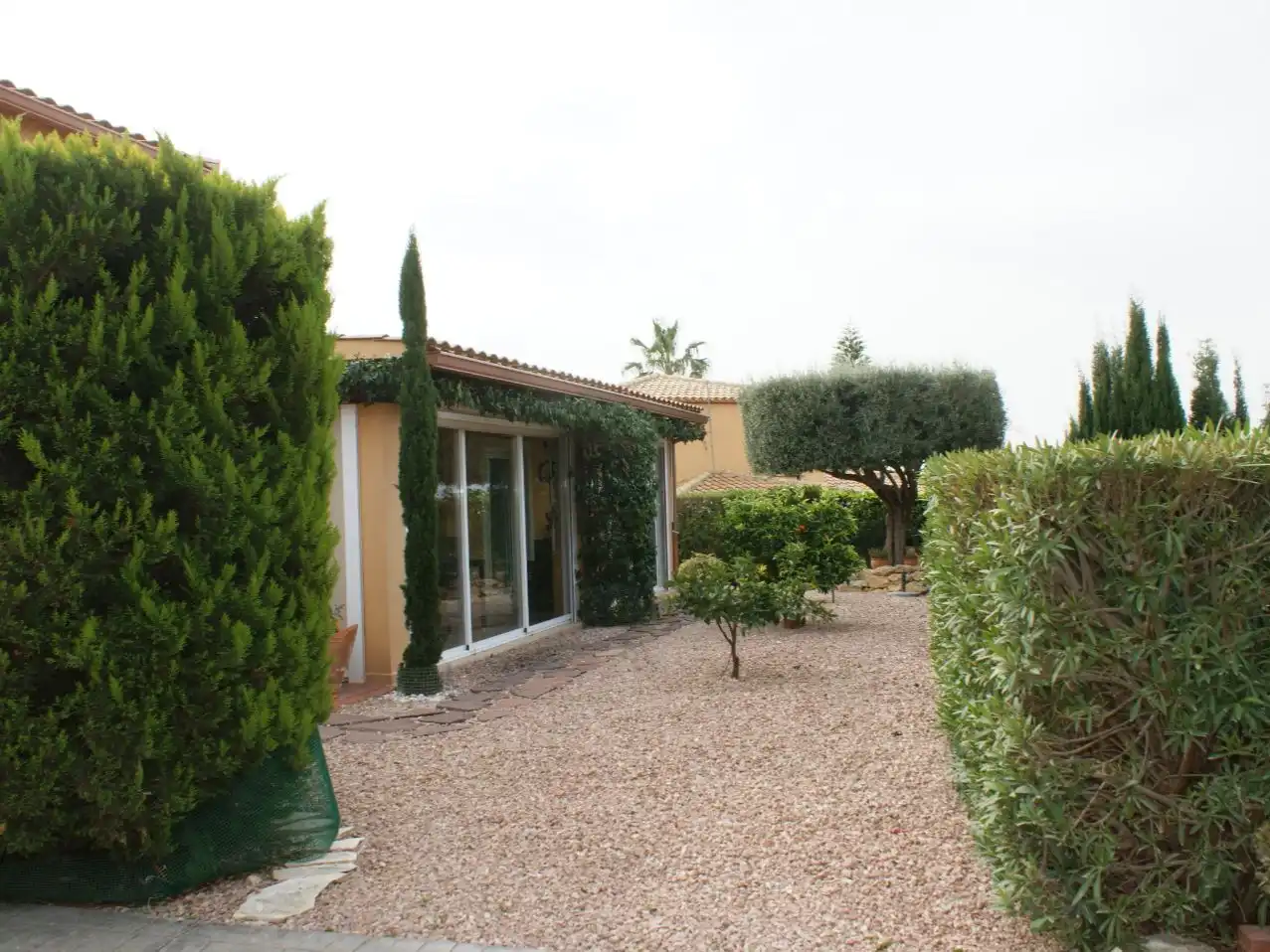 Piso en venta en Busot Jardín de Piso en venta en Busot con Aire acondicionado, Calefacción y Jardín privado