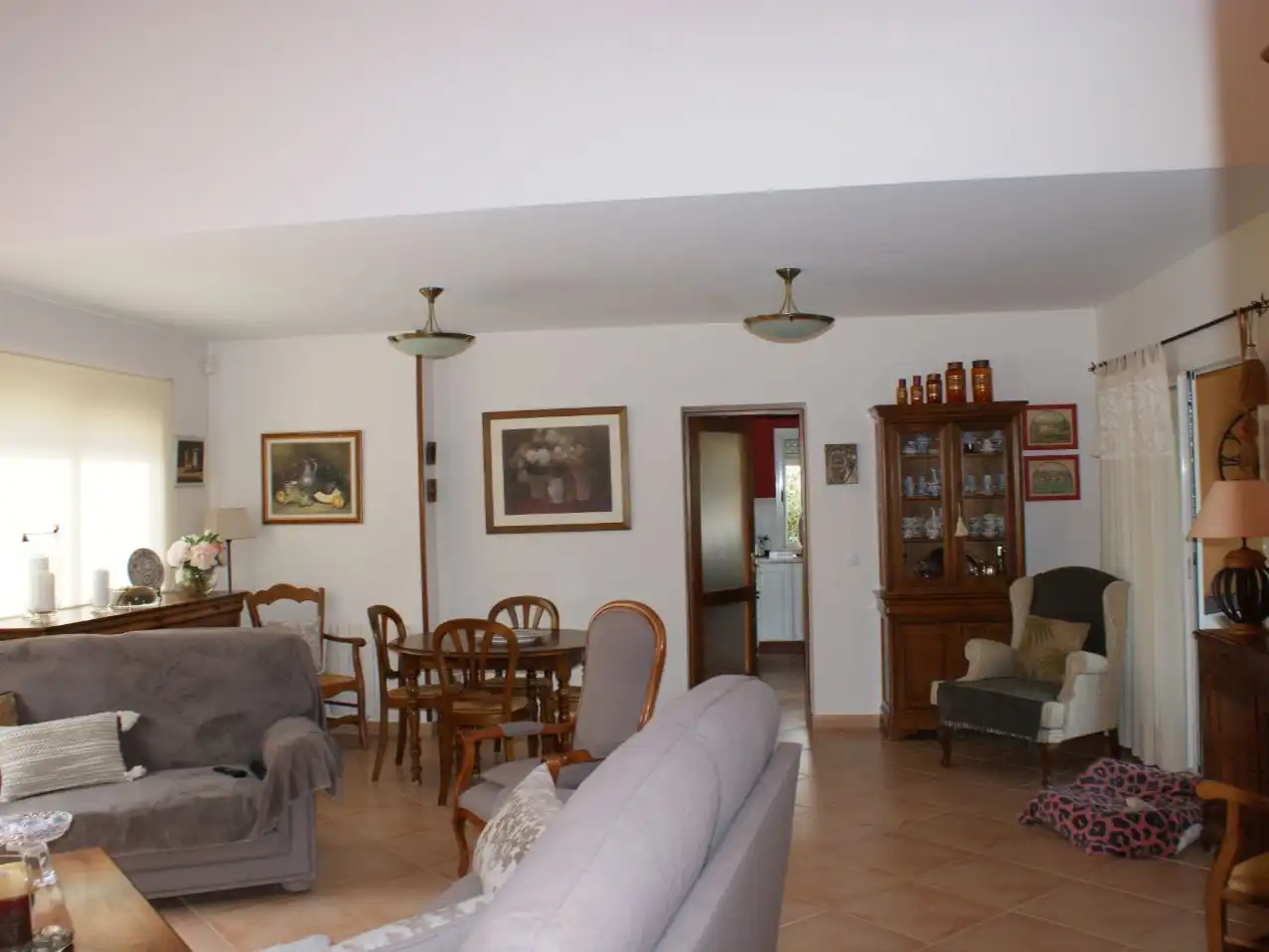 Piso en venta en Busot Sala de estar de Piso en venta en Busot con Aire acondicionado, Calefacción y Jardín privado