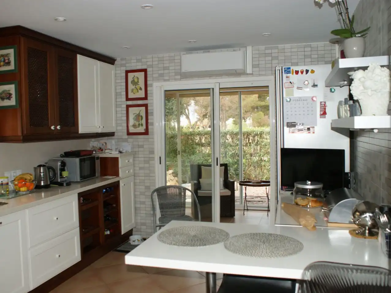 Piso en venta en Busot Cocina de Piso en venta en Busot con Aire acondicionado, Calefacción y Jardín privado