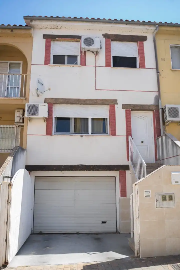 Exterior view of Detached homes for sale in Plasencia  with Air Conditioner and Heating
