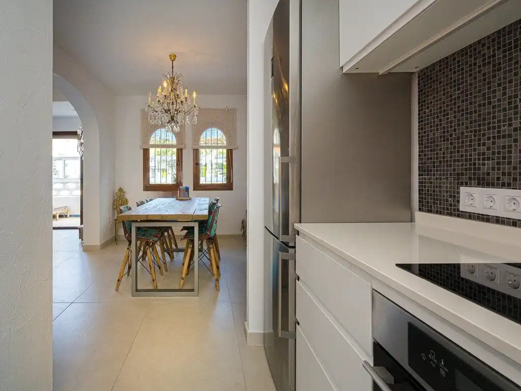 Flat for sale in Carrer Tucà, 1, L'Albir Kitchen of Flat for sale in L'Alfàs del Pi with Air Conditioner, Private garden and Parquet flooring