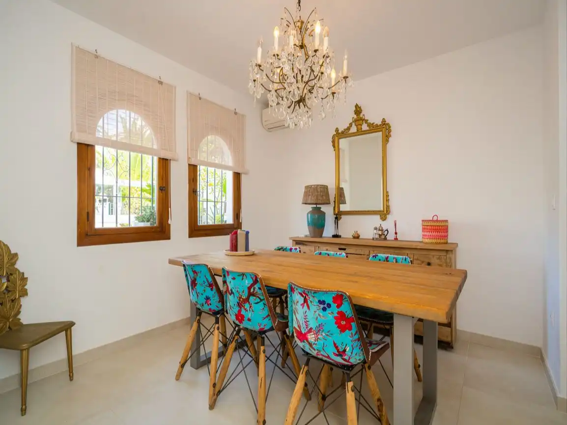 Flat for sale in Carrer Tucà, 1, L'Albir Dining room of Flat for sale in L'Alfàs del Pi with Air Conditioner, Private garden and Parquet flooring