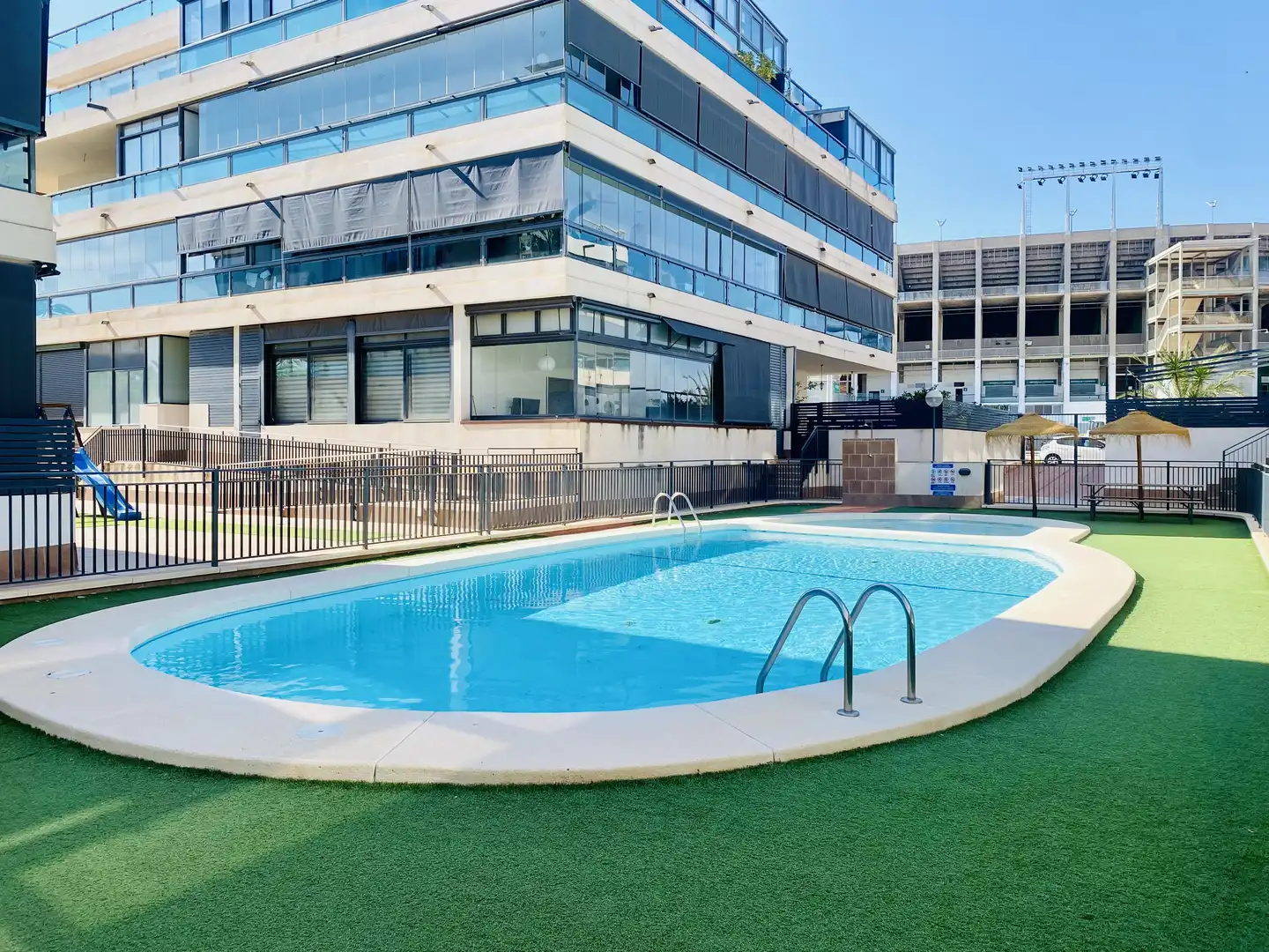 Piso de alquiler en Carrer Francisco Soler, 17, Elche / Elx Piscina de Piso de alquiler en Elche / Elx con Aire acondicionado, Terraza y Piscina