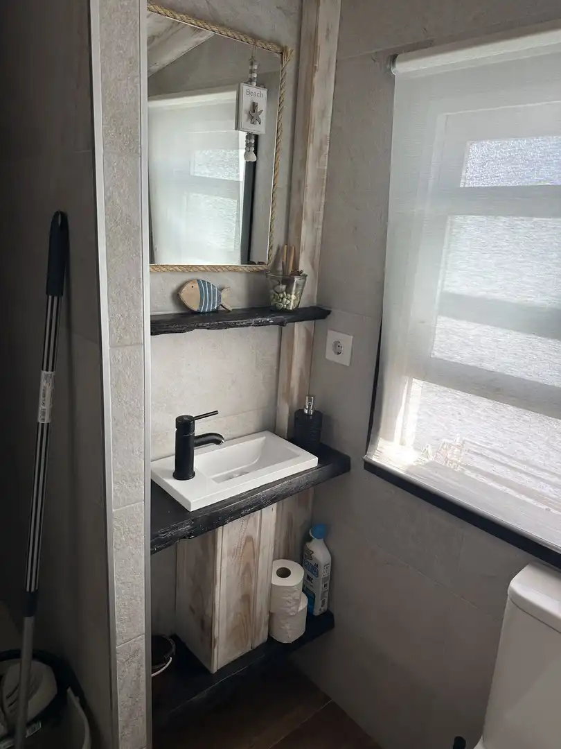 Bathroom of Attic for rent in San Vicente de la Barquera