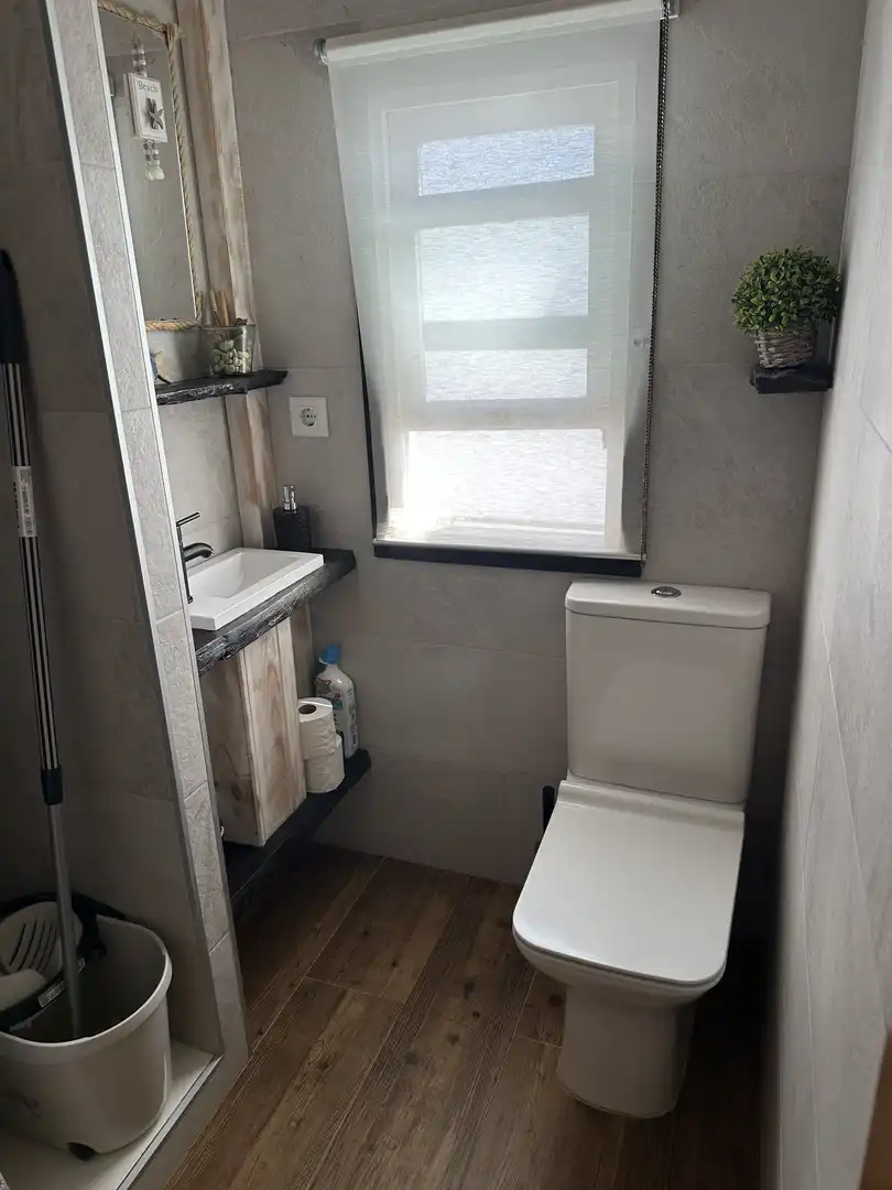 Bathroom of Attic for rent in San Vicente de la Barquera