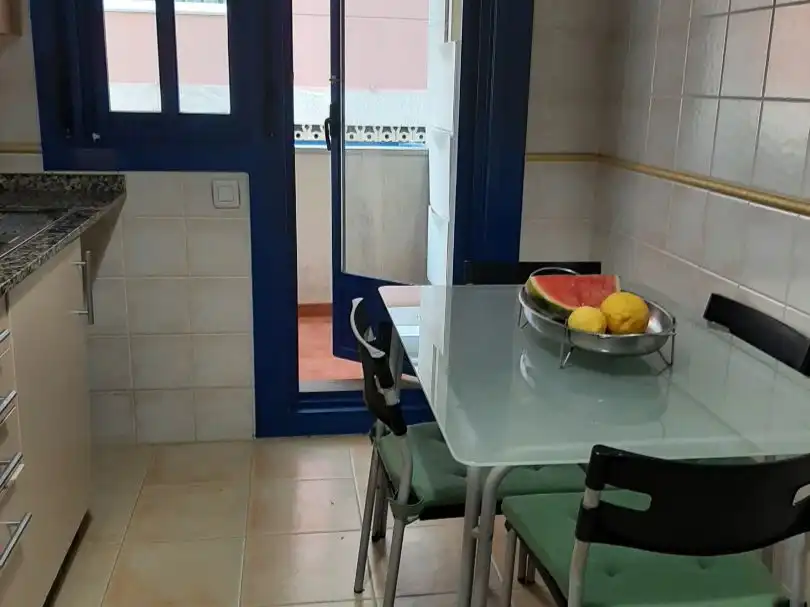Pis de lloguer a Rúa Valle-Inclán, San Pedro da Ramallosa Menjador de Pis de lloguer en Nigrán amb Calefacció, Parquet i Moblat