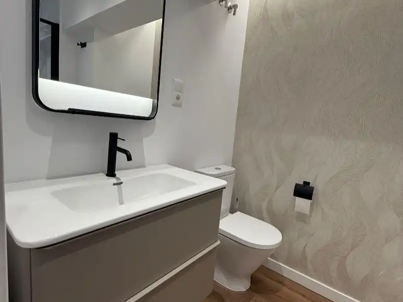 Flat for sale in Calle Horacio Lengo, 17, La Unión - Cruz de Humilladero - Los Tilos Bathroom of Flat for sale in Málaga Capital with Air Conditioner