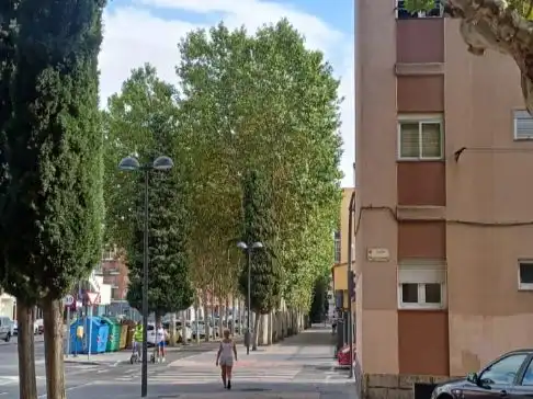 Vista exterior de Pis de lloguer en Salamanca Capital amb Balcó