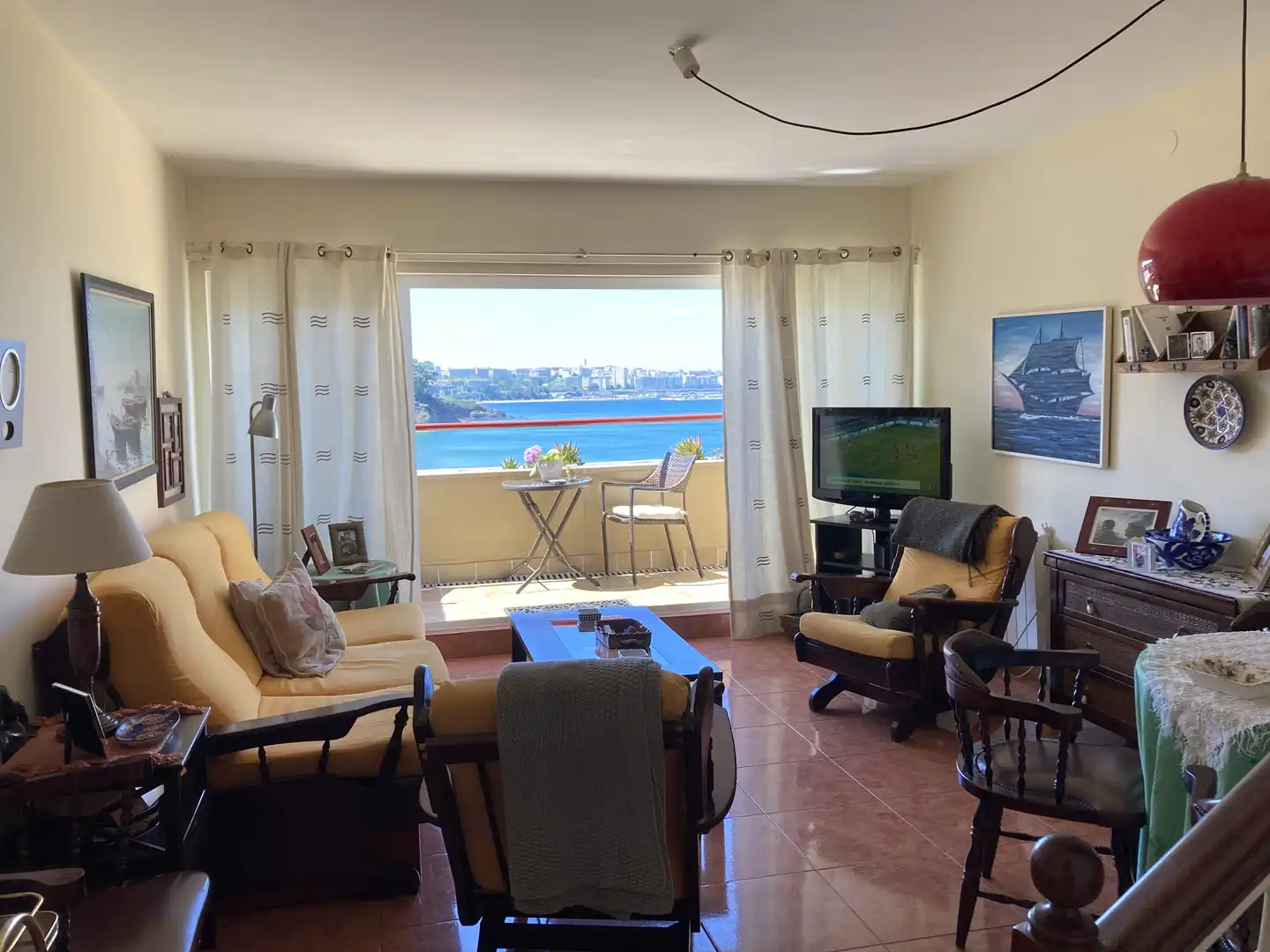 Dúplex de alquiler en Rúa Mioporos, 117, Perillo Sala de estar de Dúplex de alquiler en Oleiros con Calefacción, Jardín privado y Terraza