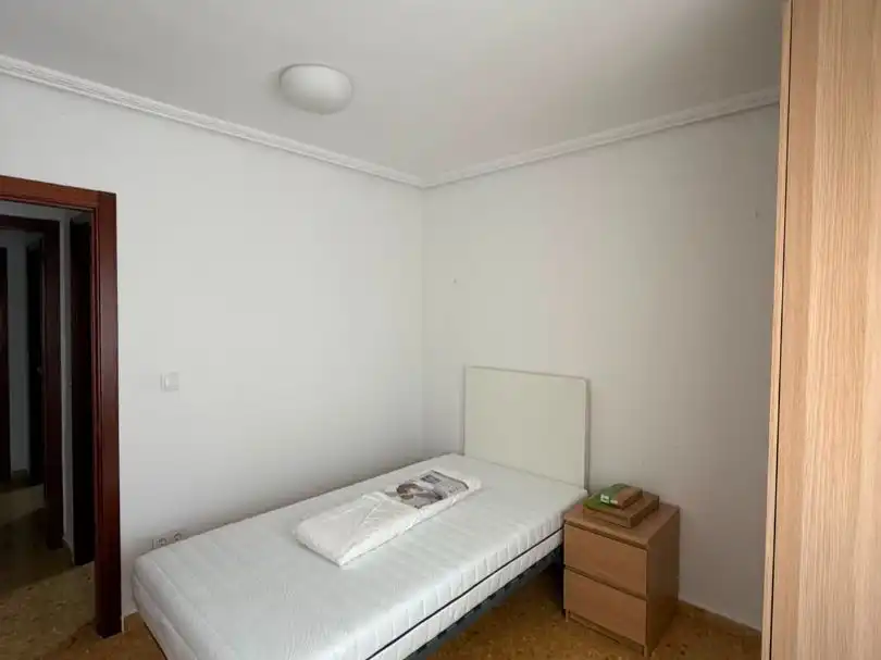 Flat for rent in Calle Jardinera, 25, Arrabal - Carrel - San Julián Bedroom of Flat for rent in Teruel with Heating, Furnished and Balcony