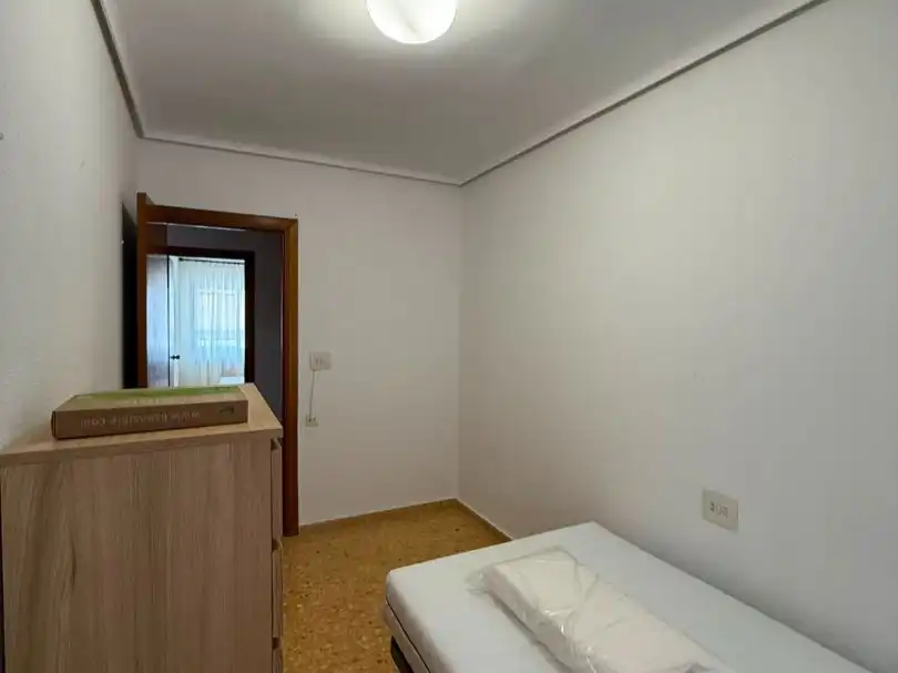 Flat for rent in Calle Jardinera, 25, Arrabal - Carrel - San Julián Bedroom of Flat for rent in Teruel with Heating, Furnished and Balcony
