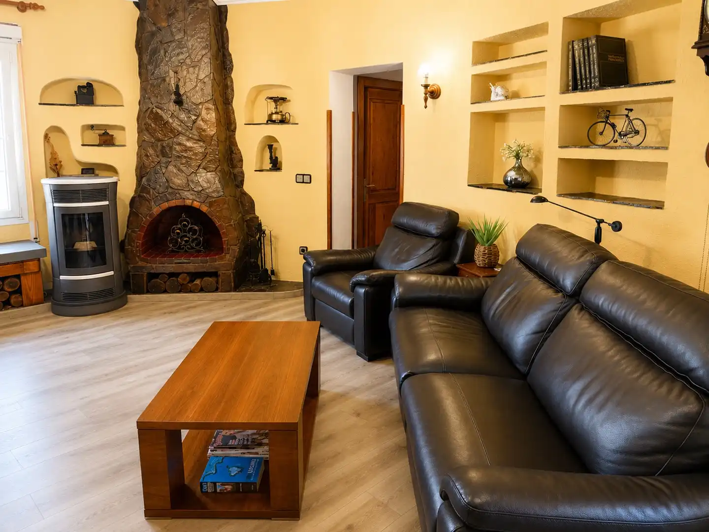 Wohnzimmer von Wohnung zum Verkauf in Mont-roig del Camp mit Klimaanlage, Privatgarten und Parkett