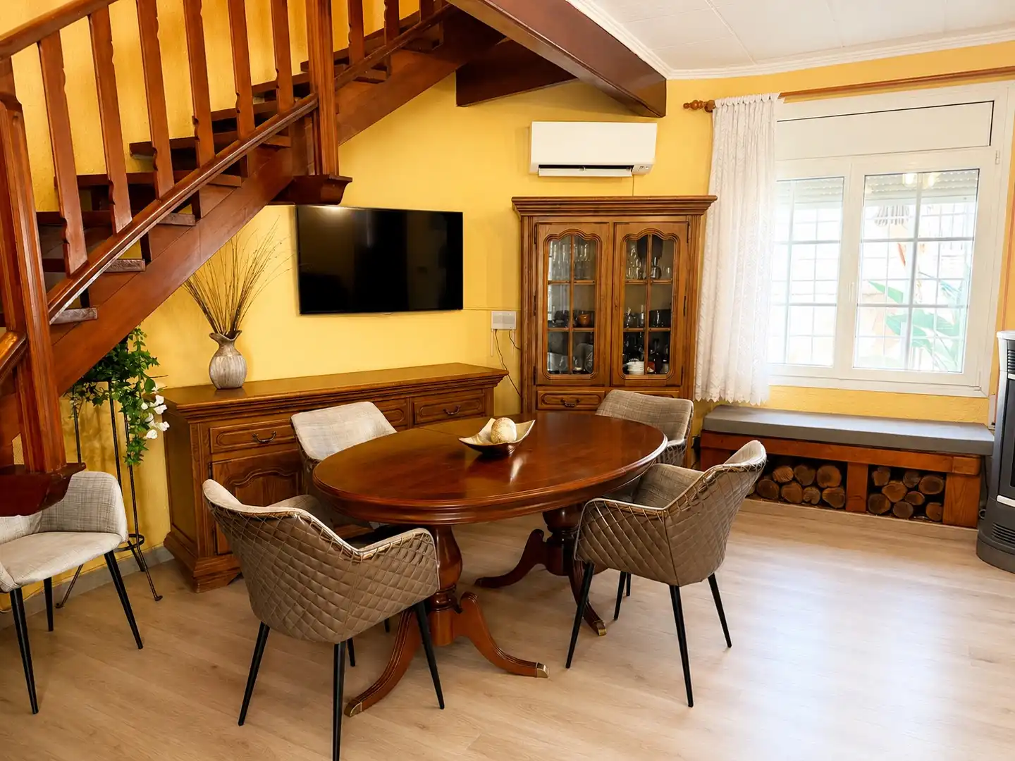 Esszimmer von Wohnung zum Verkauf in Mont-roig del Camp mit Klimaanlage, Privatgarten und Parkett