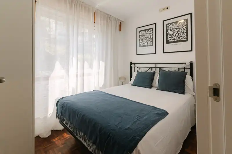 Dormitori de Apartament en venda en Baiona amb Calefacció, Parquet i Moblat