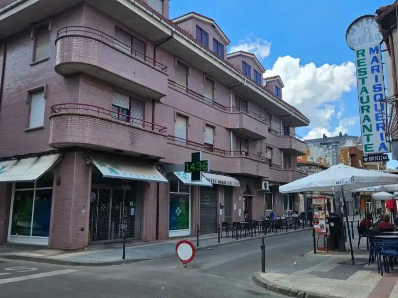Flat for rent in Calle Cervantes, 3, Valverde de la Virgen Exterior view of Flat for rent in Valverde de la Virgen with Parquet flooring, Terrace and Storage room