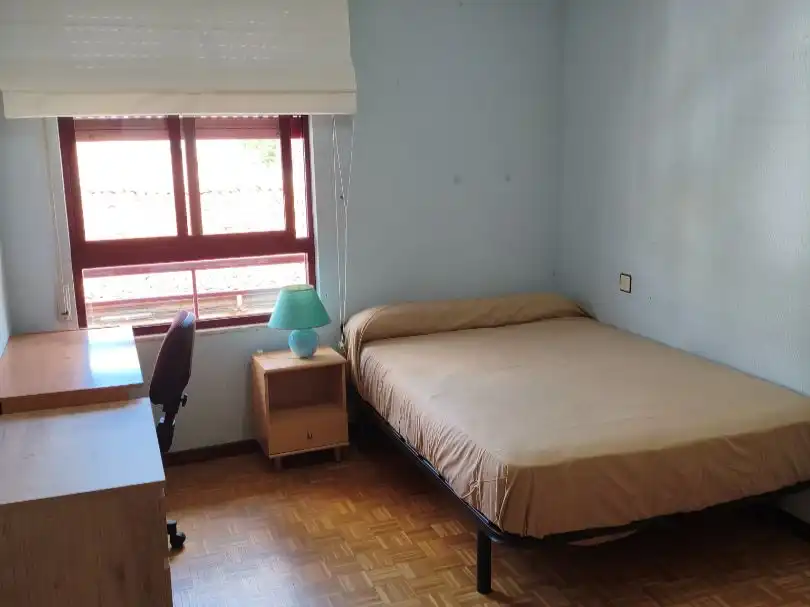 Flat for rent in Calle Cervantes, 3, Valverde de la Virgen Bedroom of Flat for rent in Valverde de la Virgen with Parquet flooring, Terrace and Storage room