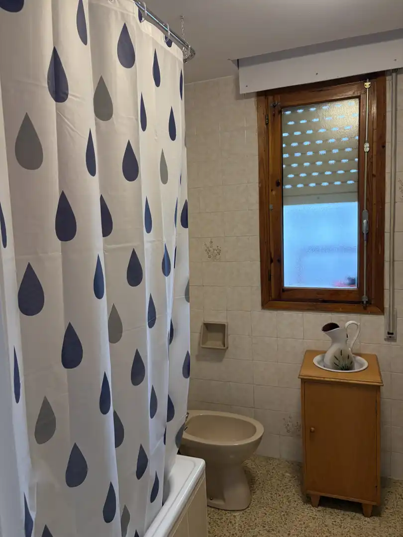 Piso en venta en Calle Campomurieles, 4, Bembibre Baño de Piso en venta en Bembibre con Calefacción, Terraza y Trastero