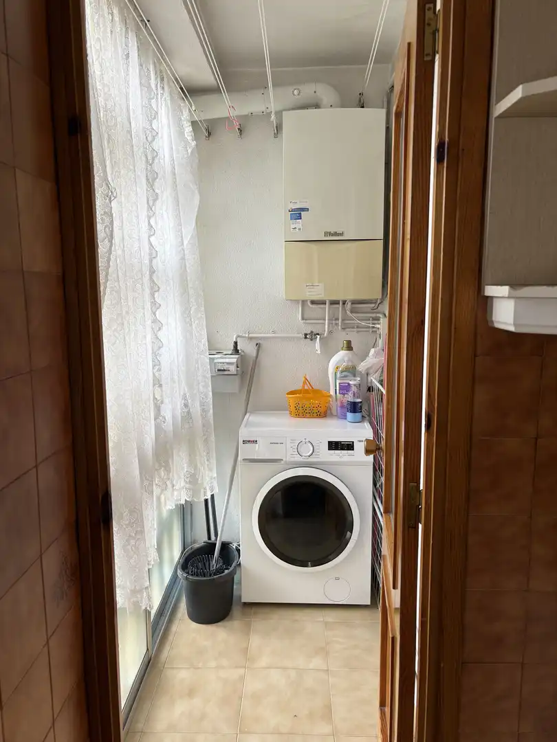 Piso en venta en Calle Campomurieles, 4, Bembibre Baño de Piso en venta en Bembibre con Calefacción, Terraza y Trastero