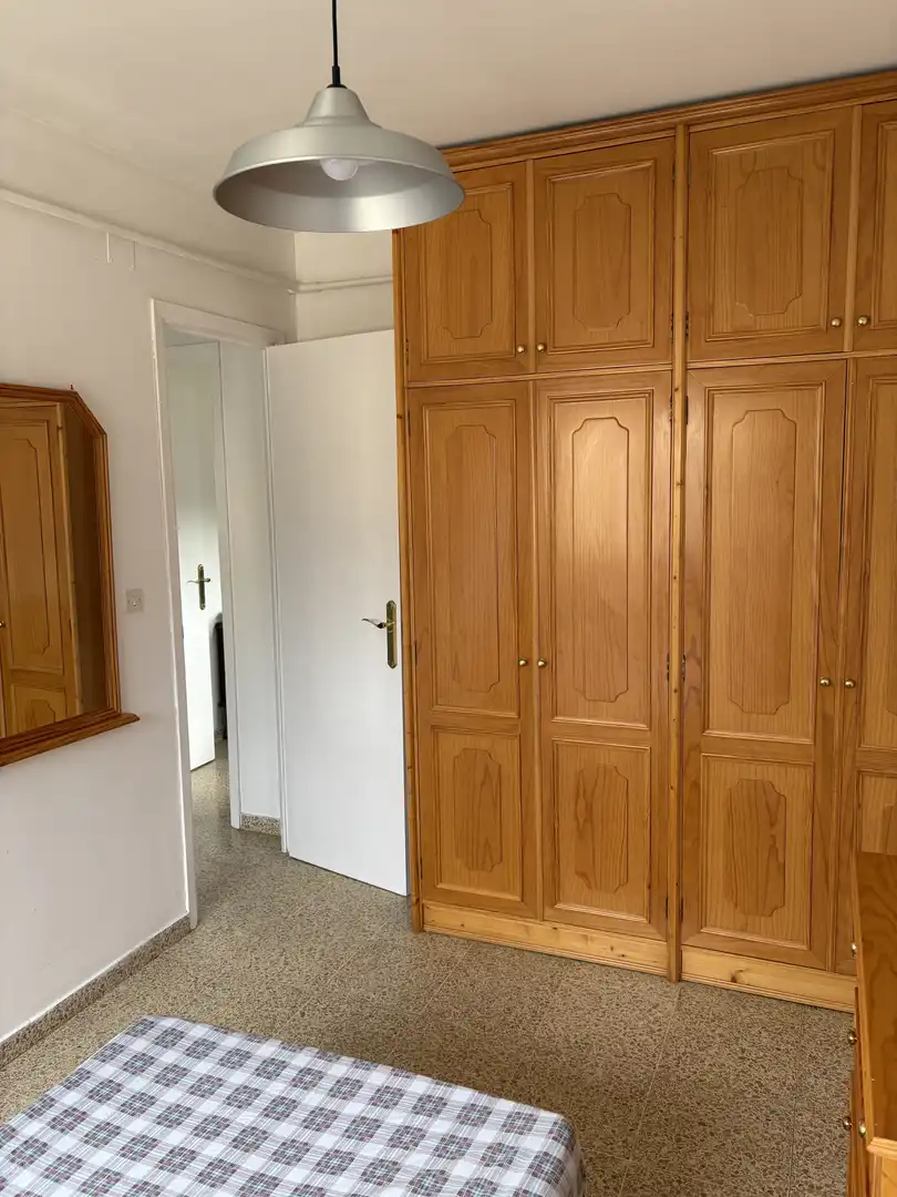 Piso en venta en Calle Campomurieles, 4, Bembibre Habitación de Piso en venta en Bembibre con Calefacción, Terraza y Trastero