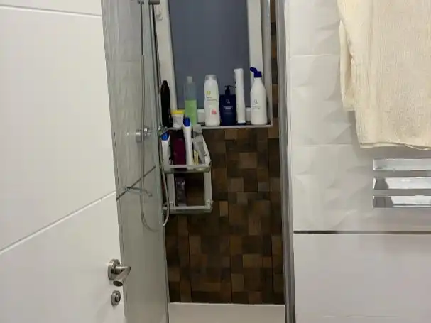 Habitación en Calle del Doce de Octubre, 17, Ibiza de Madrid Baño de Piso para compartir en Madrid con Aire acondicionado, Calefacción y Amueblado